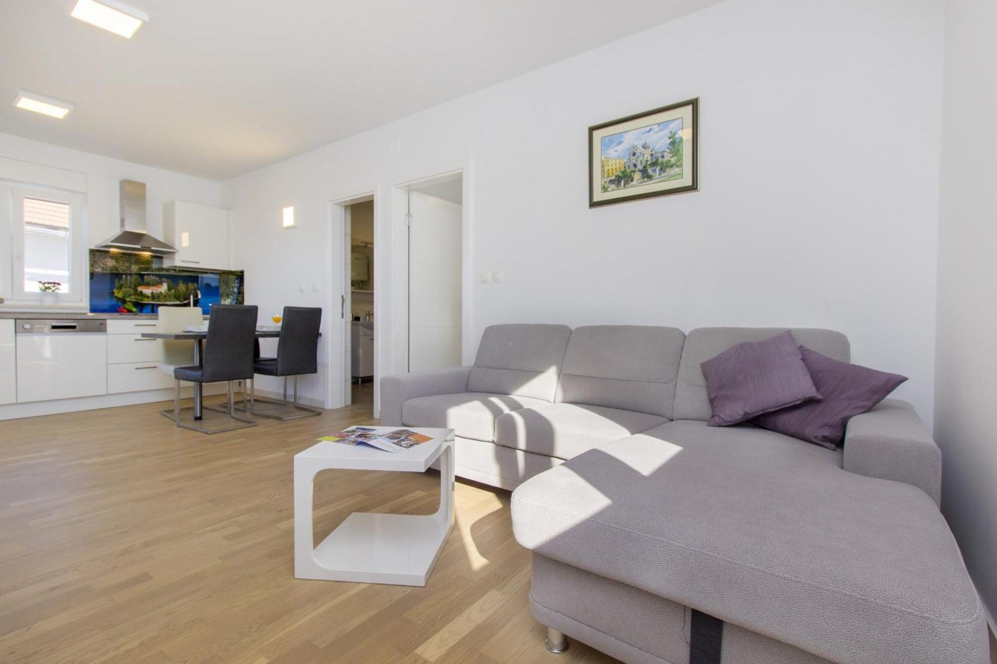 Apartments Luka Vodice Rom bilde